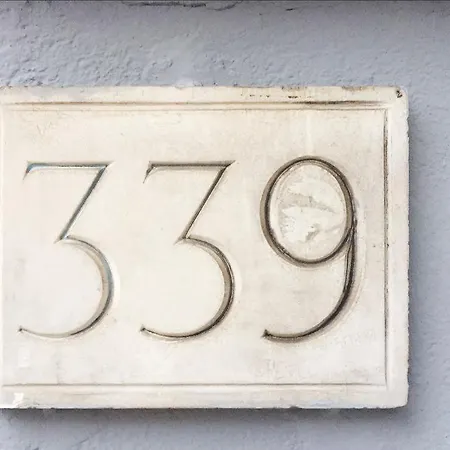 Tuscolana339 *